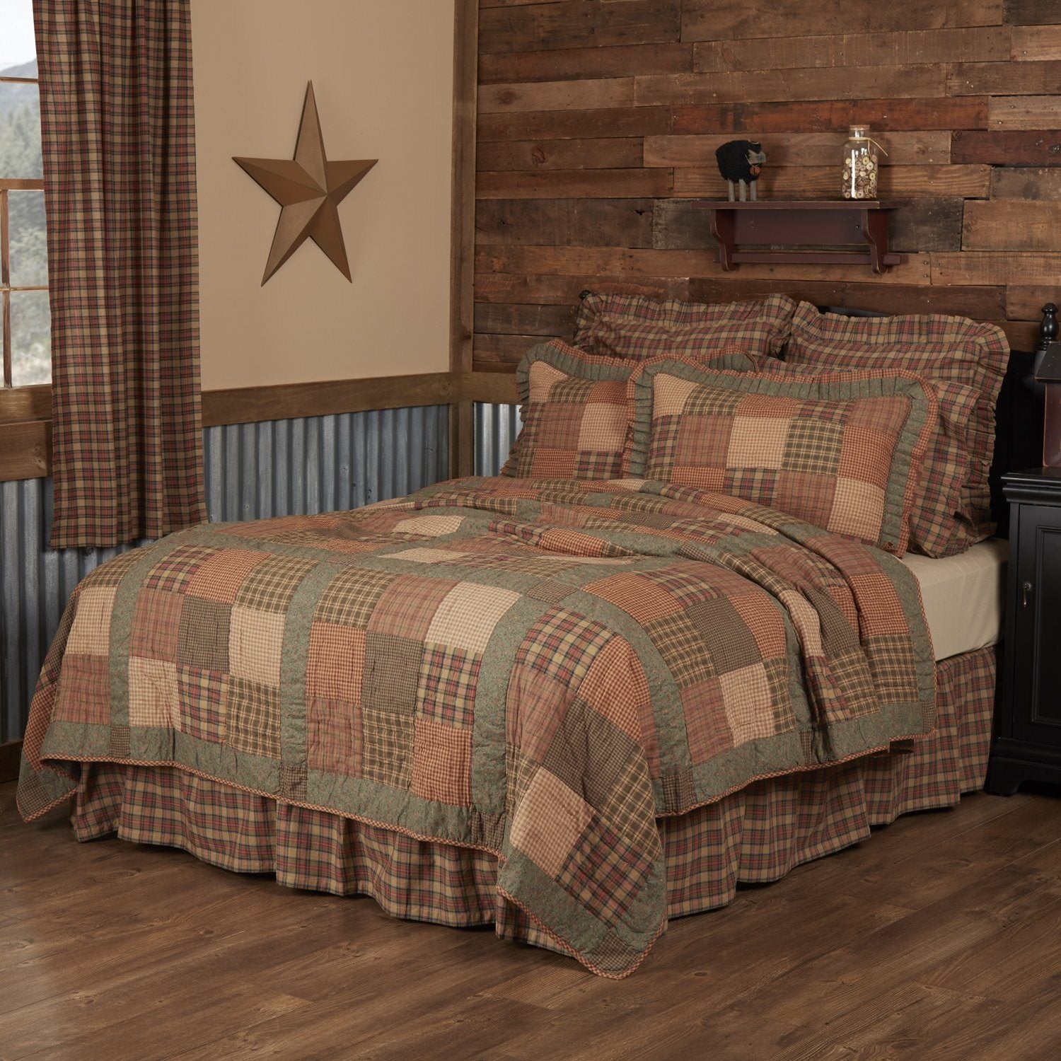 http://www.primitivestarquiltshop.com/cdn/shop/collections/crosswoods-bedding_b9ceb70f-cdd4-4970-8b47-77f01fcc8189.jpg?v=1572071052