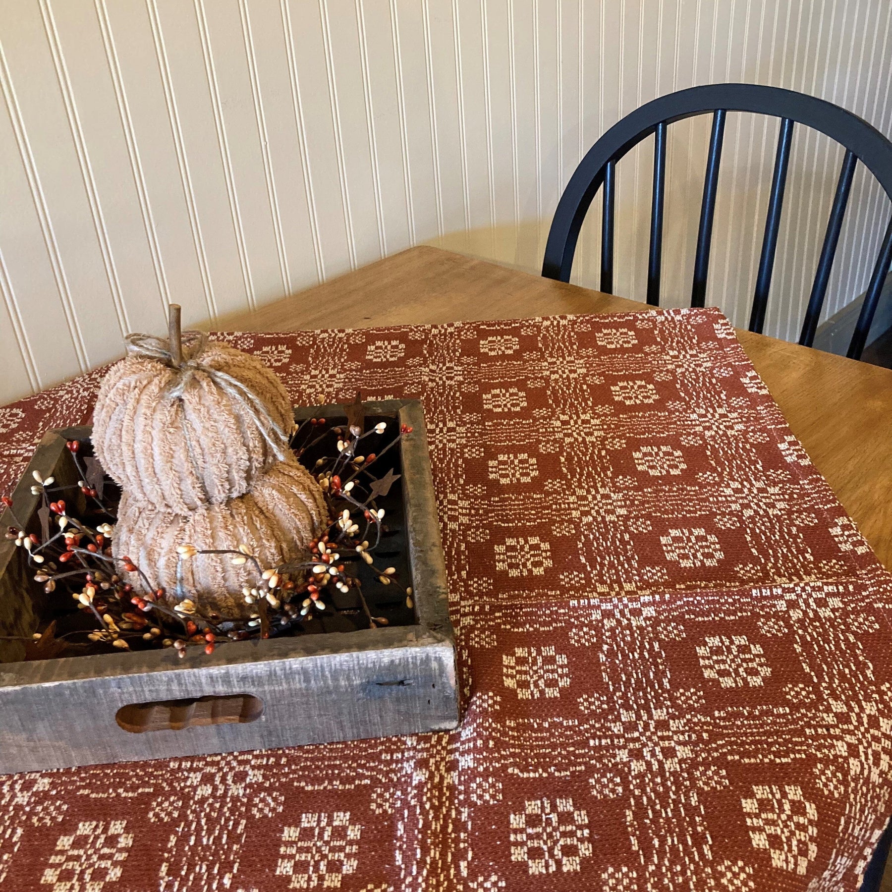 Gettysburg Pumpkin and Creme Woven Small Table Cloth 34